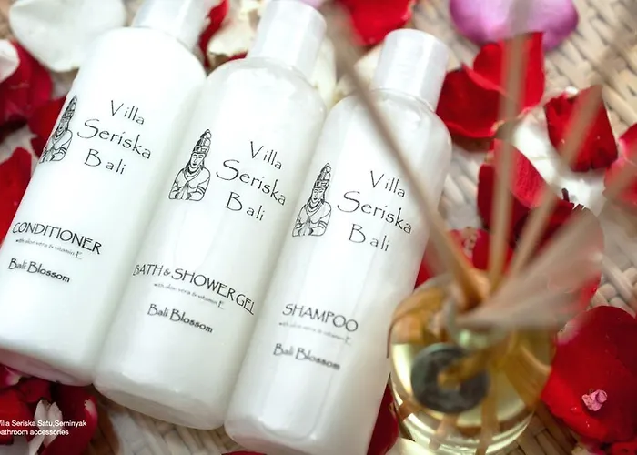 Villa Seriska Seminyak, 5-star Private Pool Villa, Walk To Dining & Shopping Seminyak