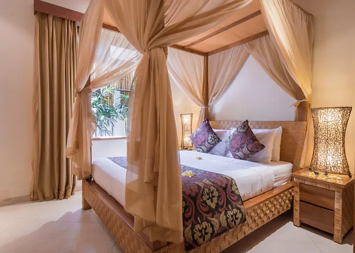 Villa Seriska Seminyak, 5-star Private Pool Villa, Walk To Dining & Shopping