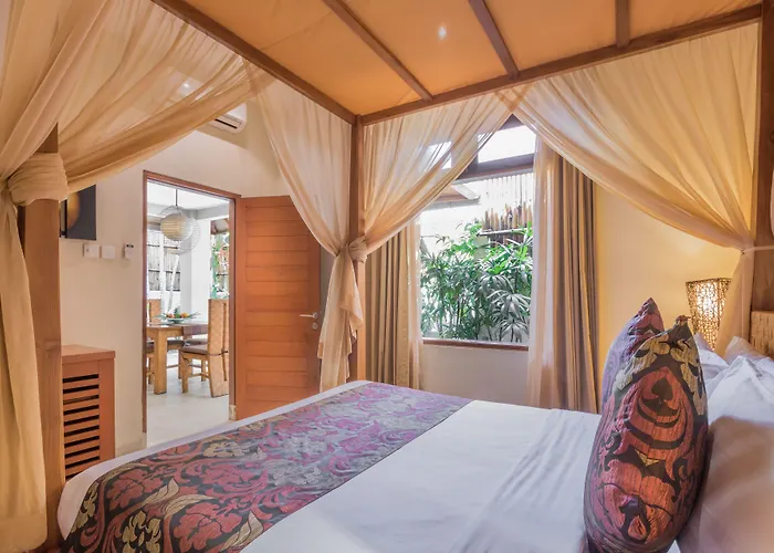 Seriska Seminyak, 5-star Private Pool Villa, Walk To Dining & Shopping