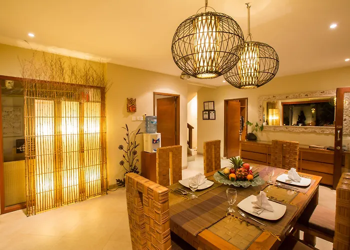 Seriska Seminyak, 5-star Private Pool Villa, Walk To Dining & Shopping * Seminyak