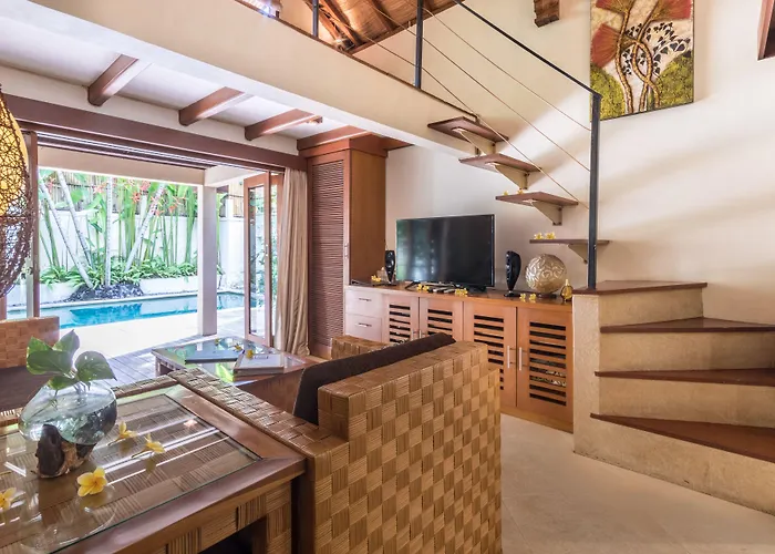 Seriska Seminyak, 5-star Private Pool Villa, Walk To Dining & Shopping * Seminyak