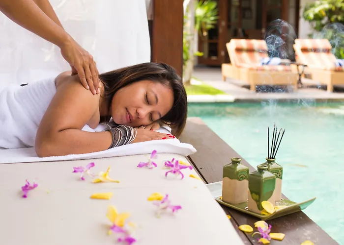 Seriska Seminyak, 5-star Private Pool Villa, Walk To Dining & Shopping Villa
