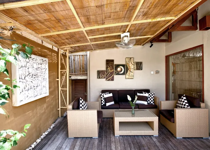 Seriska Seminyak, 5-star Private Pool Villa, Walk To Dining & Shopping Seminyak