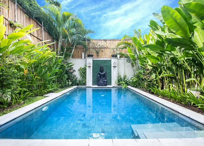 Вилла Seriska Seminyak, 5-star Private Pool Villa, Walk To Dining & Shopping Семиньяк