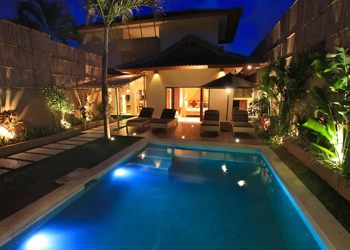 Seriska Seminyak, 5-star Private Pool Villa, Walk To Dining & Shopping Вилла