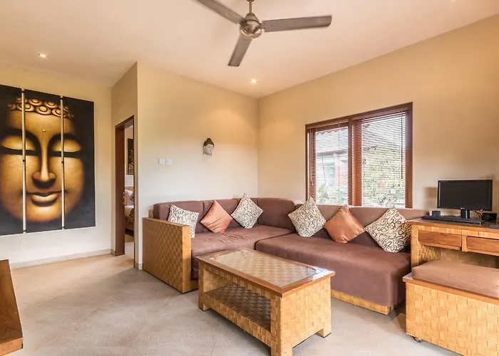 Seriska Seminyak, 5-star Private Pool Villa, Walk To Dining & Shopping * Seminyak