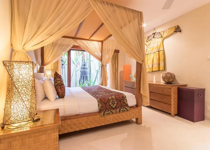 Seriska Seminyak, 5-star Private Pool Villa, Walk To Dining & Shopping Villa