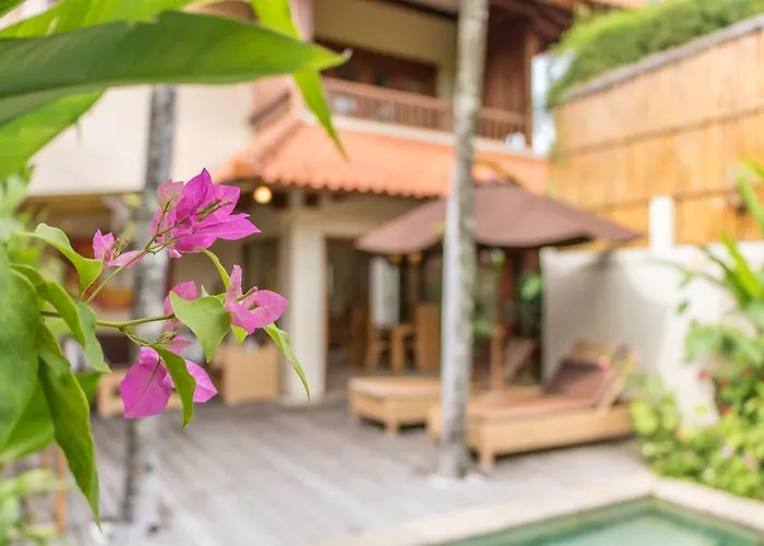 Seriska Seminyak, 5-star Private Pool Villa, Walk To Dining & Shopping Seminyak