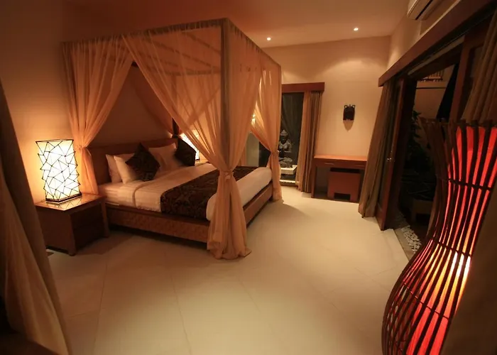 Seriska Seminyak, 5-star Private Pool Villa, Walk To Dining & Shopping Villa