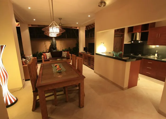 Seriska Seminyak, 5-star Private Pool Villa, Walk To Dining & Shopping