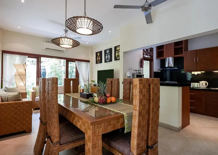 Villa Seriska Seminyak, 5-star Private Pool Villa, Walk To Dining & Shopping